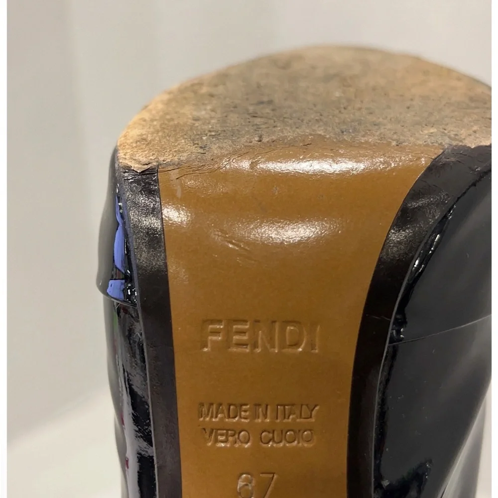 Fendi 
Black Patent Leather Sculpted Heel Pumps Size 37 Made in Italy - Picture 7 of 10